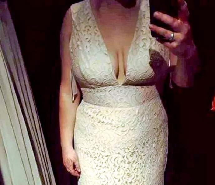 《穿爆乳禮服參加婚禮》賓客 照片發上網被大罵:有這麼想出風頭嗎 《穿爆乳禮服參加婚禮》賓客 照片發上網被大罵:有這麼想出風頭嗎