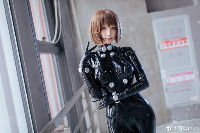 殺戮都市GANTZ:O《山咲杏》最能夠駕馭乳膠衣的Coser「菌燁TAKO」又來啦❤