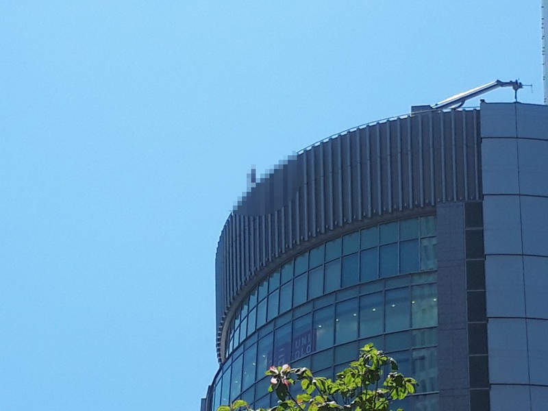 閱覽注意《大阪車站跳樓自殺》影片在推特瘋傳 社群網站黑暗面再度引發熱議... 閱覽注意《大阪車站跳樓自殺》影片在推特瘋傳 社群網站黑暗面再度引發熱議...