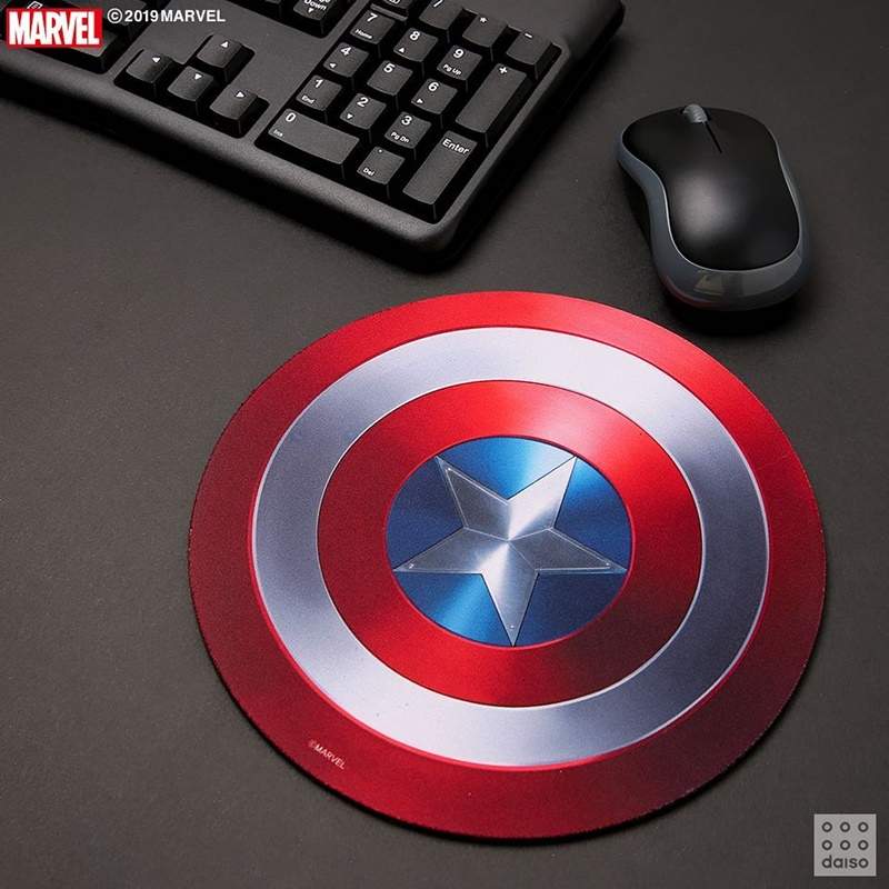 美國隊長盾牌滑鼠墊超讚《大創復仇者聯盟商品》銅板價就能帶復仇者回家唷~ 美國隊長盾牌滑鼠墊超讚《大創復仇者聯盟商品》銅板價就能帶復仇者回家唷~