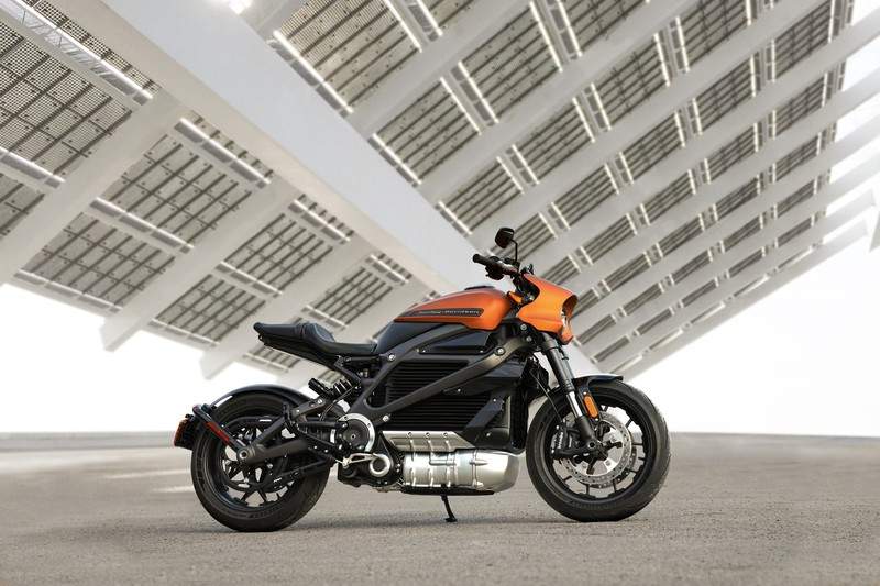 電動哈雷正式上市 《Harley-Davidson Livewire》接單價格百萬有找 電動哈雷正式上市 《Harley-Davidson Livewire》接單價格百萬有找