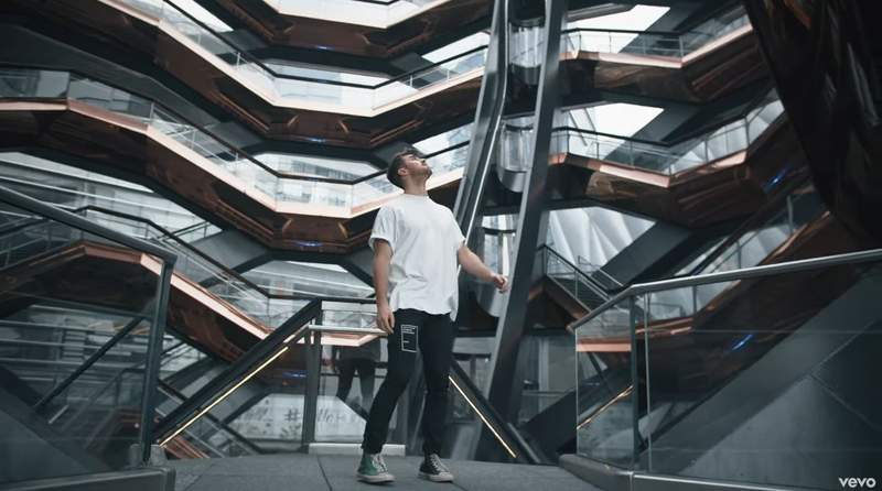 紐約新地標《The Vessel》老菸槍雙人組新歌MV拍攝地點,我覺得帥帥der 紐約新地標《The Vessel》老菸槍雙人組新歌MV拍攝地點,我覺得帥帥der
