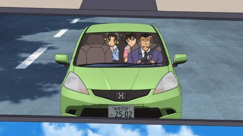 《行車安全小技巧》後視鏡可以觀察周遭好神奇？網友吐槽不看後視鏡的三寶駕駛別上路……