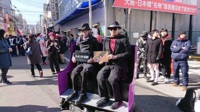 【有片】一年一度《日本橋 STREET FESTA 2019》各種有梗Cosplay太有趣啦XD 【有片】一年一度《日本橋 STREET FESTA 2019》各種有梗Cosplay太有趣啦XD