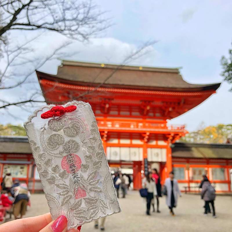 《日本神社御守淘汰問題》過期的舊御守該如何處理才最恰當？