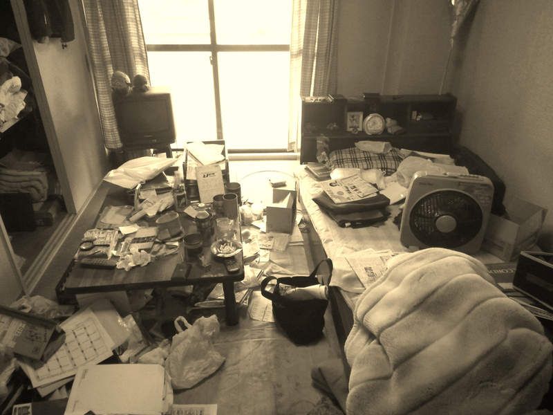 你中了幾項《孤獨死的7個共同點》我好幾樣都中了...難道我是孤獨死高危險群嗎Q口Q