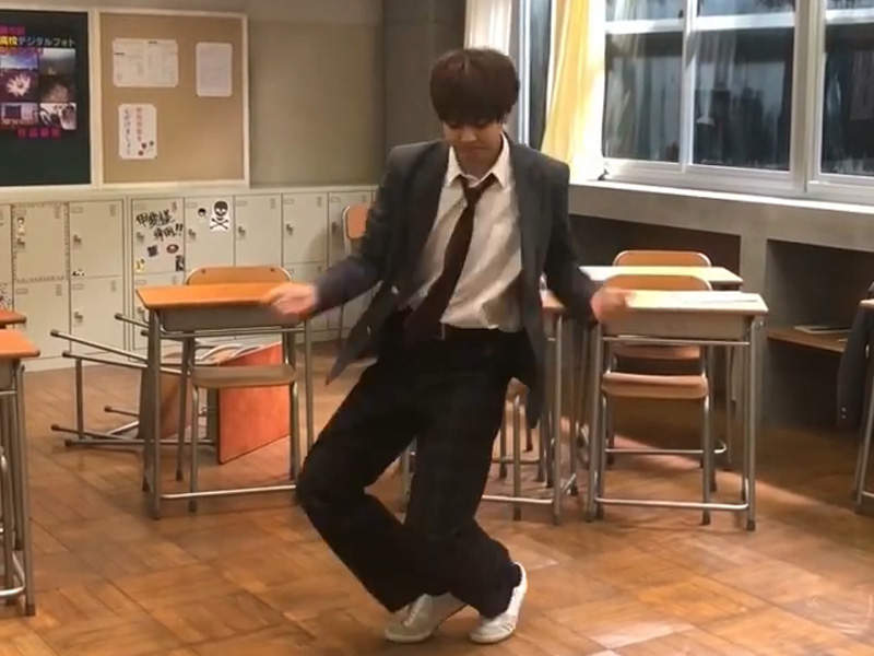 【有片】全民運動《3年A班廣播體操》同學們也要一起跳ww「片寄涼太」跳的敲棒w