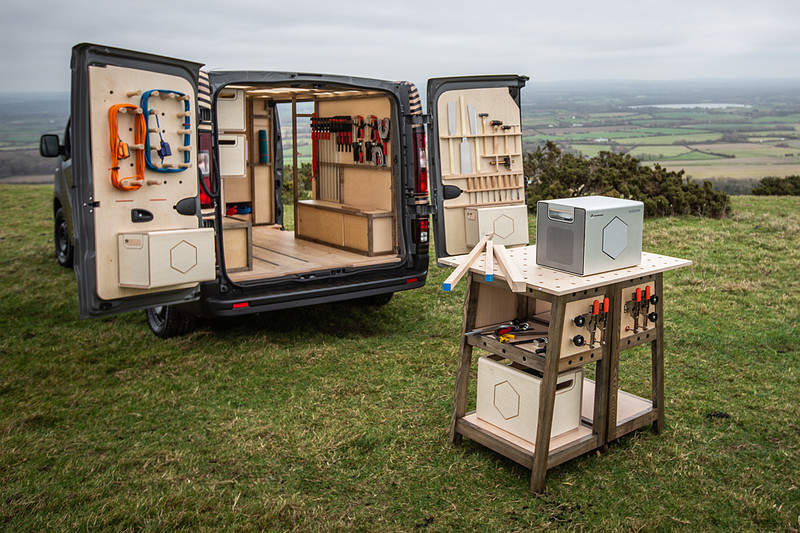 《Nissan NV300》廂型車化身行動工作室