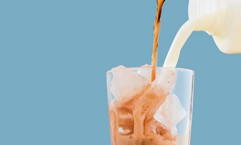 你喝過《牛奶可樂》嗎?喜劇作家大推卻讓網友狐疑:你認真? 你喝過《牛奶可樂》嗎?喜劇作家大推卻讓網友狐疑:你認真?