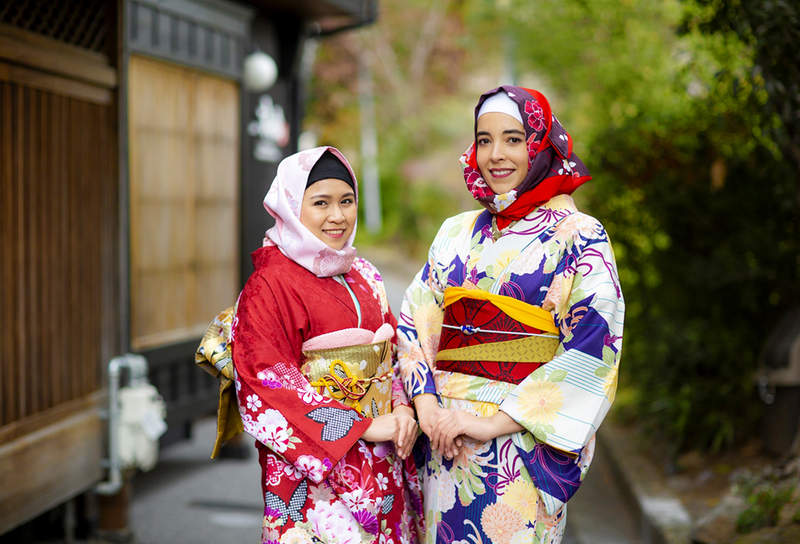 京都《含和風頭巾的和服體驗》讓無法露出頭髮的女孩們也能「穿和服體驗」 京都《含和風頭巾的和服體驗》讓無法露出頭髮的女孩們也能「穿和服體驗」