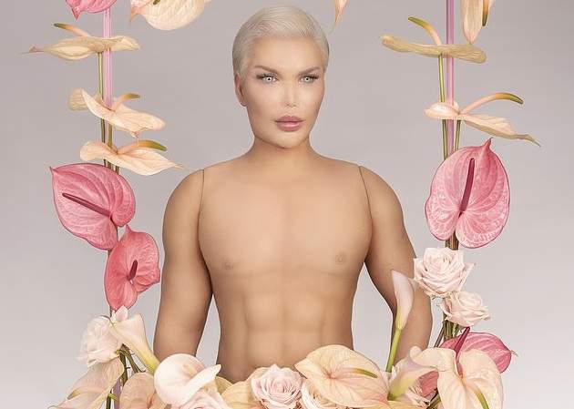 動刀超過100次《真人肯尼真的變人偶了?!》2000萬成果藝術照與網友分享 動刀超過100次《真人肯尼真的變人偶了?!》2000萬成果藝術照與網友分享