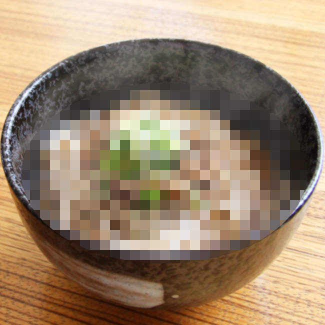 【閱覽注意】日本新推《蟋蟀烏龍麵》100隻蟋蟀揉進麵條裡...還多送幾隻完整的蟋蟀w 【閱覽注意】日本新推《蟋蟀烏龍麵》100隻蟋蟀揉進麵條裡...還多送幾隻完整的蟋蟀w