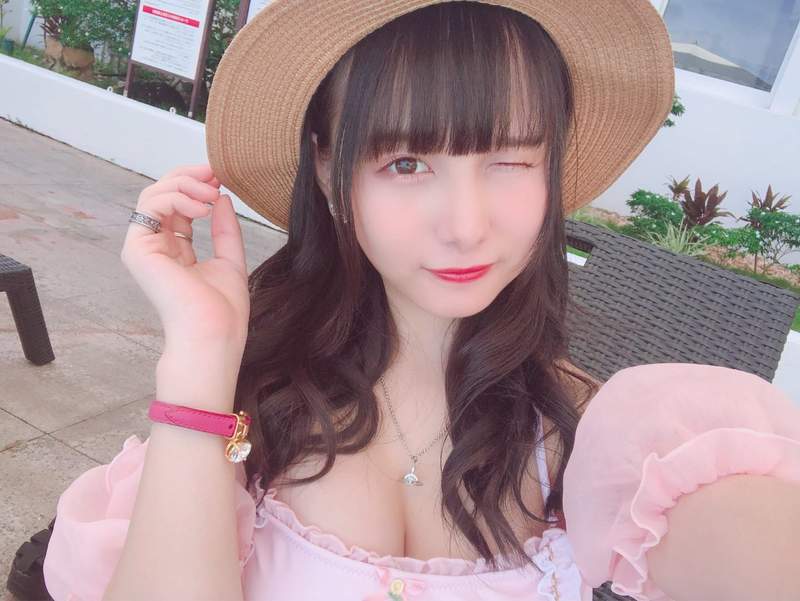 抖音人氣美少女《新谷真由》眨眼外加甜美笑容治癒了我這顆大叔的心