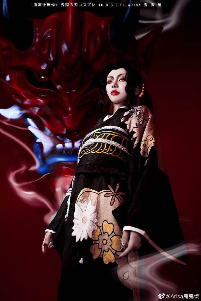 鬼滅之刃cos《女裝版鬼舞辻無慘》那高高在上鬼絕對的支配者 鬼滅之刃cos《女裝版鬼舞辻無慘》那高高在上鬼絕對的支配者