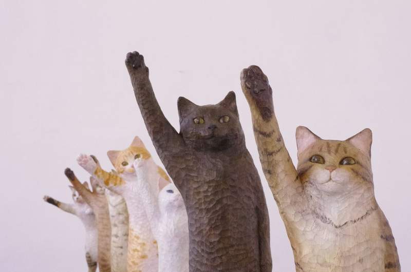 High Five《可以擊掌的貓雕刻》擺在家門口每天出門都為你打氣❤