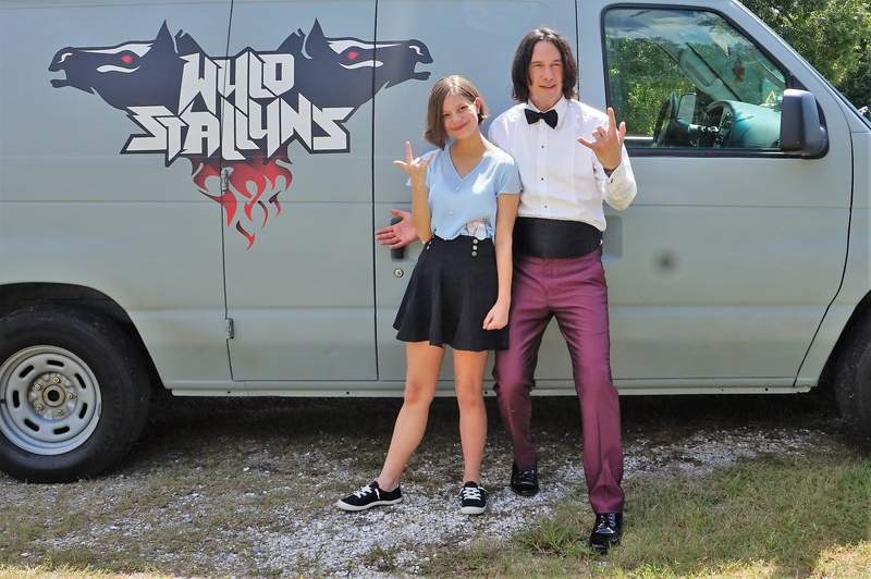 16歲生病粉絲《被邀至片場看基努李維拍戲》喜歡一個重視粉絲的明星真是太幸福了