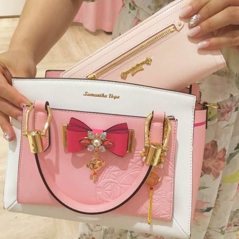 這款必買《Samantha Thavasa X 庫洛魔法使》聯名包登場 一起解除封印吧♥ 這款必買《Samantha Thavasa X 庫洛魔法使》聯名包登場 一起解除封印吧♥