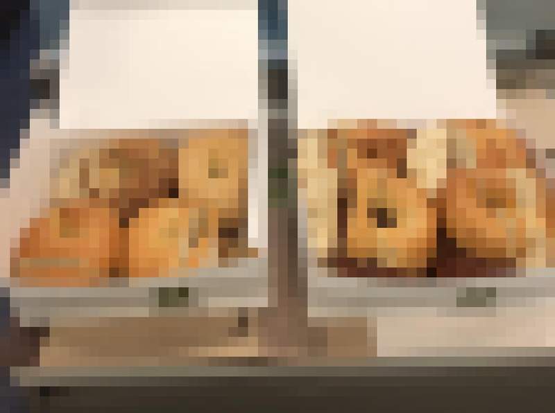 《貝果應該怎麼切》成為話題 麵包店切法引爆網友怒火(?) 《貝果應該怎麼切》成為話題 麵包店切法引爆網友怒火(?)