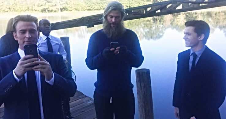 《復仇者聯盟：終局之戰》更多大團圓幕後照 看到大家開心寒暄我也覺得好開心