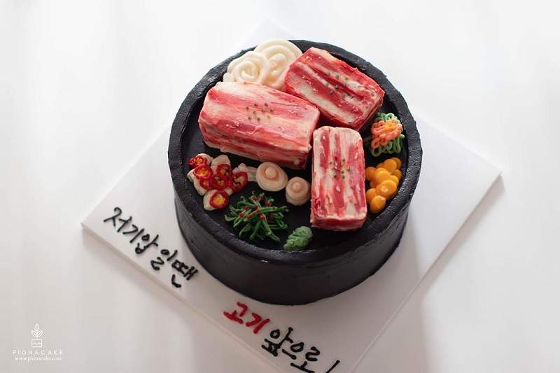 絕對受吃貨歡迎的《五花肉蛋糕》如此可口的慶生新風潮不跟可惜w 絕對受吃貨歡迎的《五花肉蛋糕》如此可口的慶生新風潮不跟可惜w