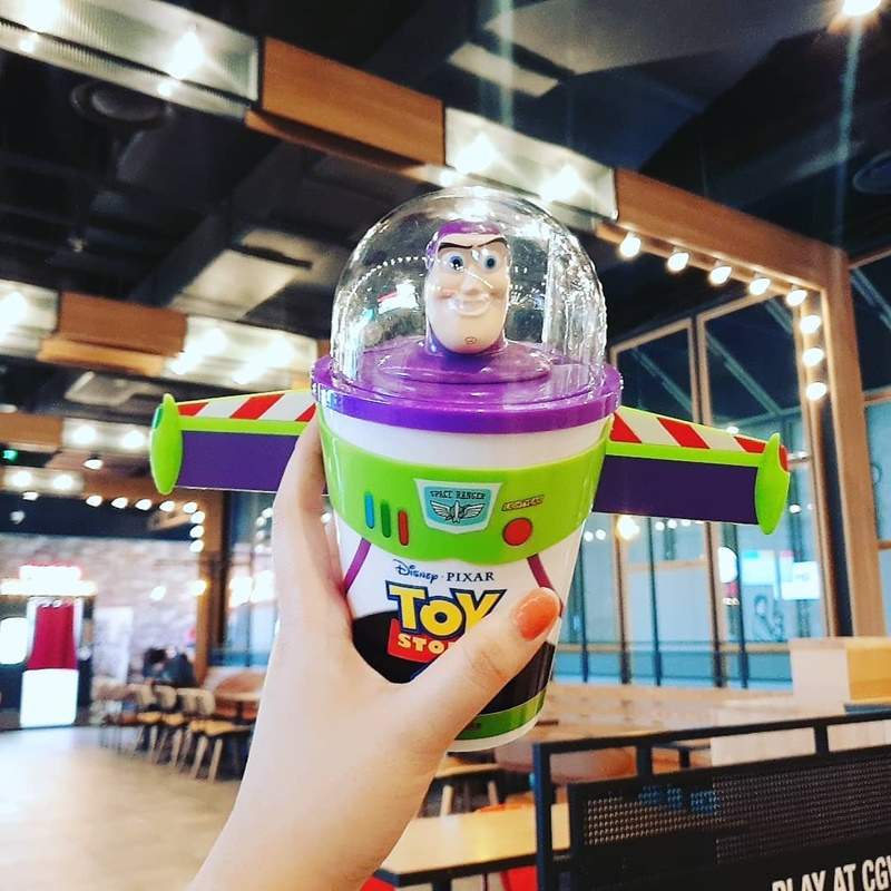 三眼怪爆米花桶搶不到沒關係這邊還有《玩具總動員4造型杯》CGV一出手就是搶購風潮阿～