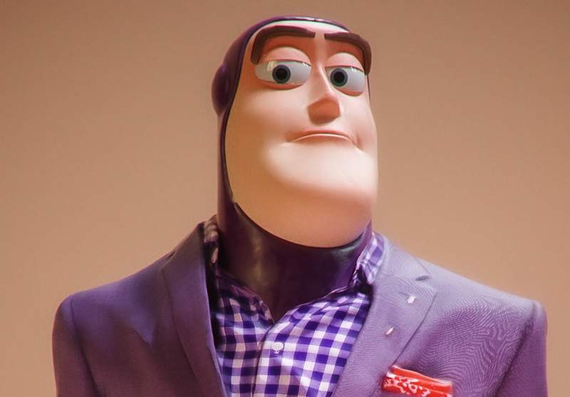 雅痞版《巴斯光年穿西裝》這個帥度我覺得，hen可以喔