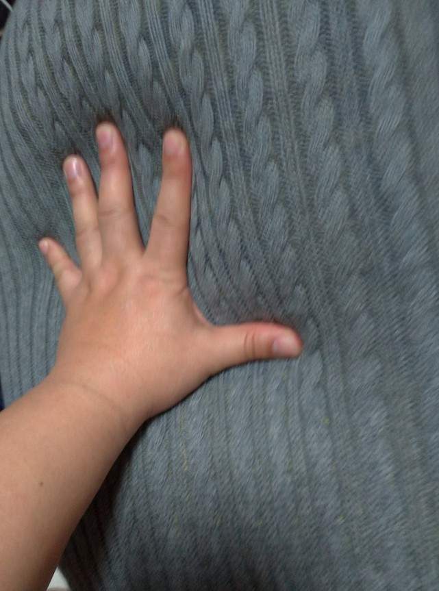 宜得利家居推出《殺死處男的抱枕》網友一眼就這覺得這個很歐派 宜得利家居推出《殺死處男的抱枕》網友一眼就這覺得這個很歐派