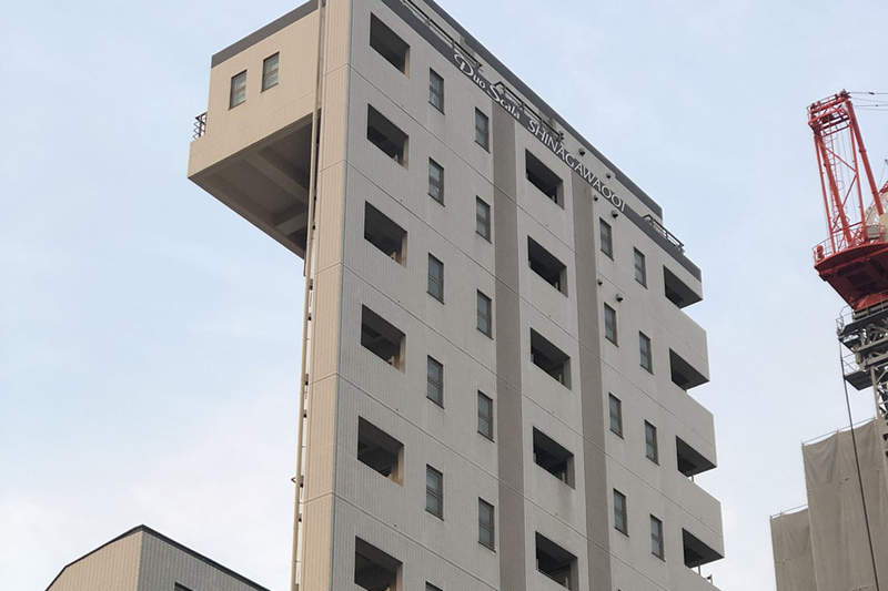 《看似一折就斷的超薄建築》讓人無法理解的建築設計,換個角度才理解其中奧秘... 《看似一折就斷的超薄建築》讓人無法理解的建築設計,換個角度才理解其中奧秘...