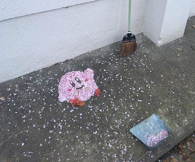 《落葉星之卡比》那位超強高中老師就連掃地也可以很浪漫 《落葉星之卡比》那位超強高中老師就連掃地也可以很浪漫