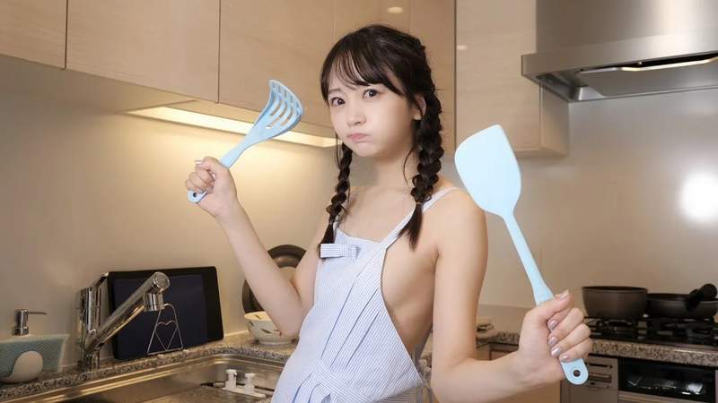 上空圍裙料理秀《濱田翔子》這就是男生心中夢寐以求的老婆啊 上空圍裙料理秀《濱田翔子》這就是男生心中夢寐以求的老婆啊