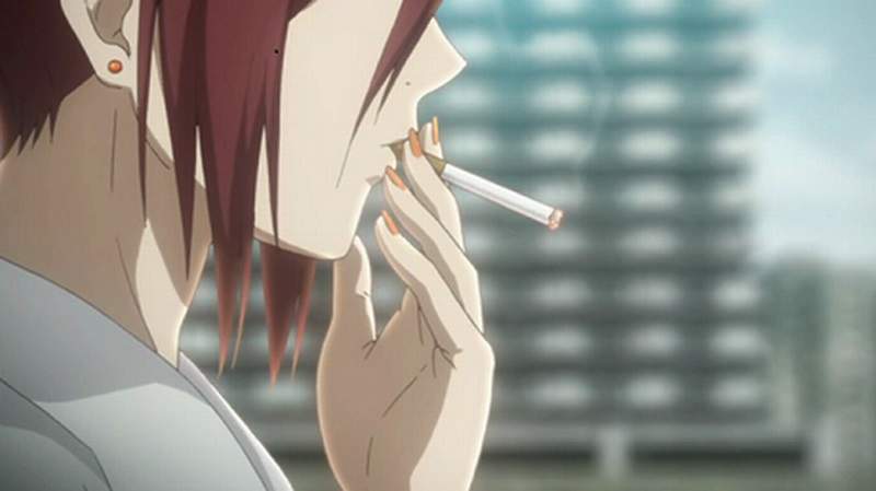 超傻眼《東京某吸菸區光景》高密度近距離的群聚抽菸景象，只有恐怖兩個字能形容...