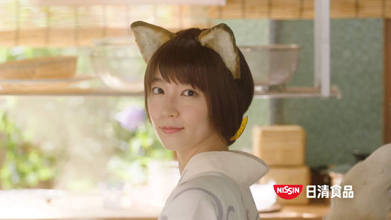 吉岡里帆《2020日清兵衛麵廣告》真的會讓人愛上的丼狐狸浴衣模樣 吉岡里帆《2020日清兵衛麵廣告》真的會讓人愛上的丼狐狸浴衣模樣
