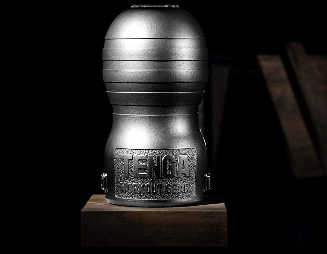 天才的發想《TENGA訓練用啞鈴》裝載飛機杯讓你邊尻邊練你的二頭肌