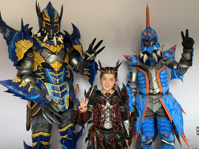 狩獵開始《魔物獵人家庭cosplay》把拔用愛製作荒鉤爪、海龍、黑炎王火龍等帥氣裝備 狩獵開始《魔物獵人家庭cosplay》把拔用愛製作荒鉤爪、海龍、黑炎王火龍等帥氣裝備