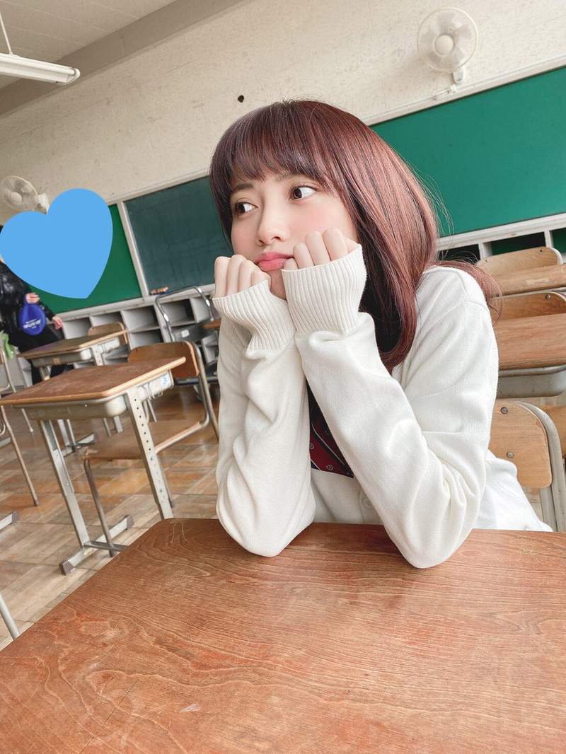 寫真偶像小護士《桃月梨子》最新雜誌寫真挑戰女高中生制服美照 寫真偶像小護士《桃月梨子》最新雜誌寫真挑戰女高中生制服美照