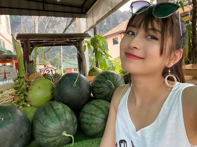 14億分之一美少女《中國新垣結衣》龍夢柔(栗子)的寫真比基尼初體驗