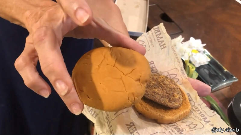 永久保存《一塊放了20年不壞的漢堡》千年以後或許麥當勞可以證明人類曾經存在過(誤) 永久保存《一塊放了20年不壞的漢堡》千年以後或許麥當勞可以證明人類曾經存在過(誤)