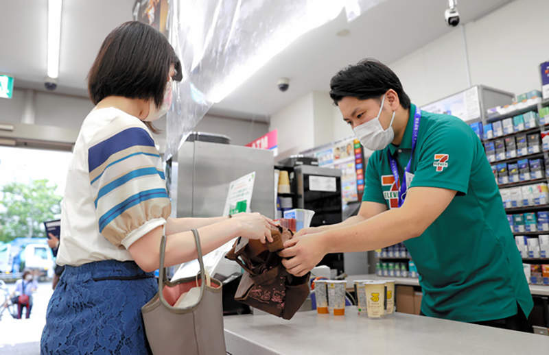 《打斷店員SOP的客人》該不該搶在提問之前先回答？在店員眼中反而是奧客行為……