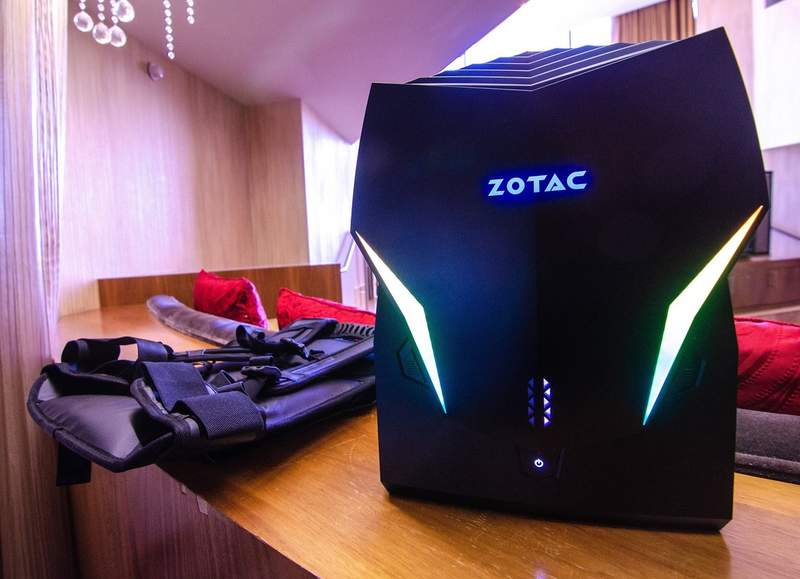 VR遊戲背包主機《ZOTAC VR Go 3.0》打破場地限制想怎麼玩就怎麼玩