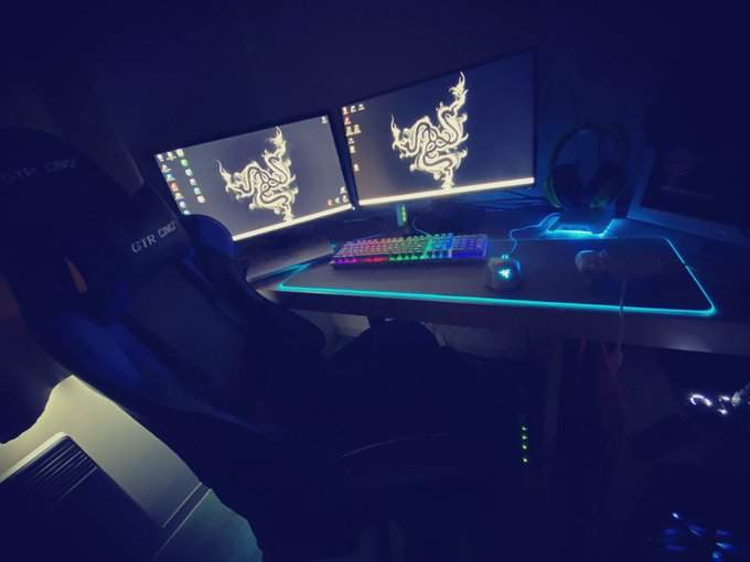 《曬出你的PC桌面》房間燈一關電競商品的炫光真D帥爆 《曬出你的PC桌面》房間燈一關電競商品的炫光真D帥爆