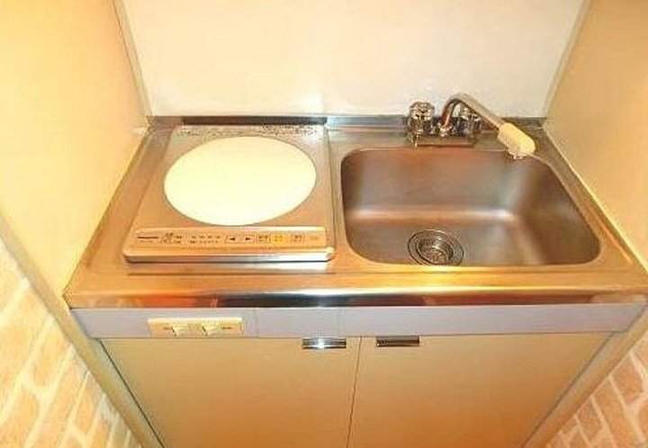 推民熱議《東京租房子的廚房問題》對習慣自己煮飯的人來說無非是種考驗... 推民熱議《東京租房子的廚房問題》對習慣自己煮飯的人來說無非是種考驗...