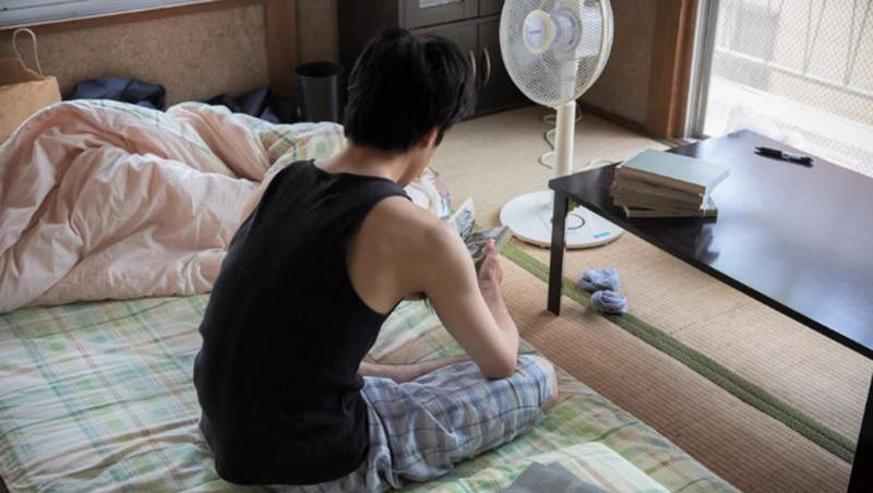 《小孩房大叔是人生勝利組》夫妻年薪1000萬活得很辛苦 寧願賺得少但有老家可以住……