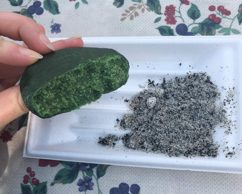 《在日本吃的不知名食物》法國網友想知道自己吃下什麼東西 但是連日本人都沒有把握…… 《在日本吃的不知名食物》法國網友想知道自己吃下什麼東西 但是連日本人都沒有把握……