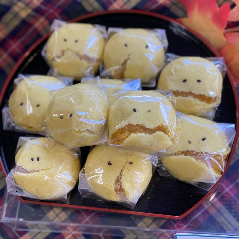 化危機為商機《破掉的日式甜饅頭可愛變身》原本應該廢棄的饅頭變成創意商品 化危機為商機《破掉的日式甜饅頭可愛變身》原本應該廢棄的饅頭變成創意商品