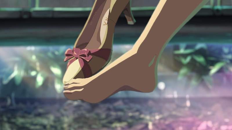 《機警路人拯救18歲少女》只憑地上單隻鞋子就報警？網友們直呼換作自己肯定沒辦法