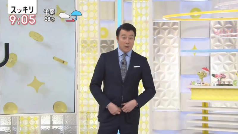 《上直播節目忘了拉拉鍊》加藤浩次被觀眾提醒才驚覺 辯稱為了通風打開社會之窗 《上直播節目忘了拉拉鍊》加藤浩次被觀眾提醒才驚覺 辯稱為了通風打開社會之窗