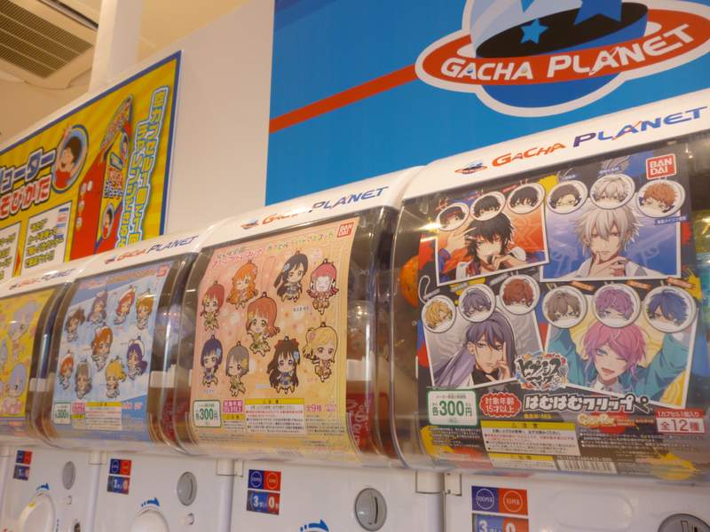 《數學不好的電玩玩家》投訴1％機率抽100次竟然抽不到 虛擬和實體轉蛋的概念其實差很多