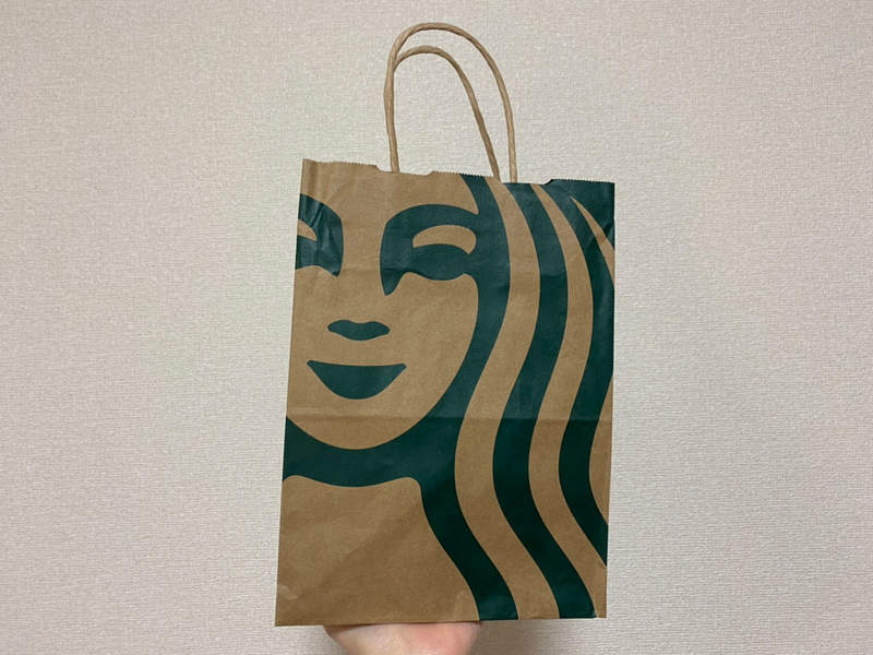 《星巴克紙袋之恐怖事件簿》靈異照片等級的恐怖構圖意外笑翻38萬推民wwww 《星巴克紙袋之恐怖事件簿》靈異照片等級的恐怖構圖意外笑翻38萬推民wwww