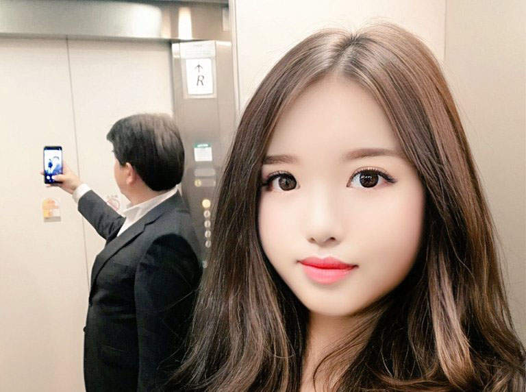 情報量爆炸《美女上班族竟然是50歲歐吉桑》變臉APP太強,我再也不相信人類啦JOJO~ 情報量爆炸《美女上班族竟然是50歲歐吉桑》變臉APP太強,我再也不相信人類啦JOJO~