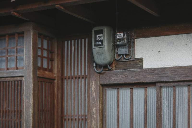 模型製作《老舊房子的電度錶》精細到讓日本網友也看不出這是模型 模型製作《老舊房子的電度錶》精細到讓日本網友也看不出這是模型
